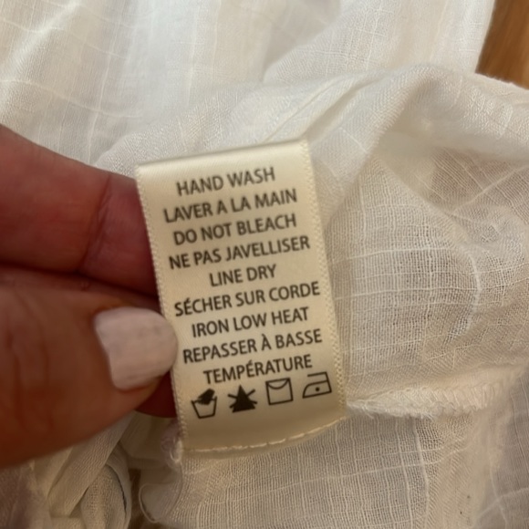 Max Studio Embroidered Blouse - Picture 11 of 15